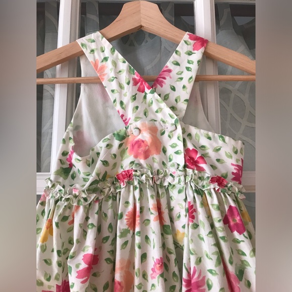 Kelly’s Kids size 6 excellent used condition floral dress, back button feature - Picture 2 of 7